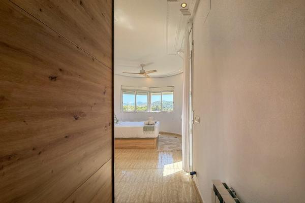 #85360 - Villa Claudia | Ferieudlejning | Hello Homes Sitges