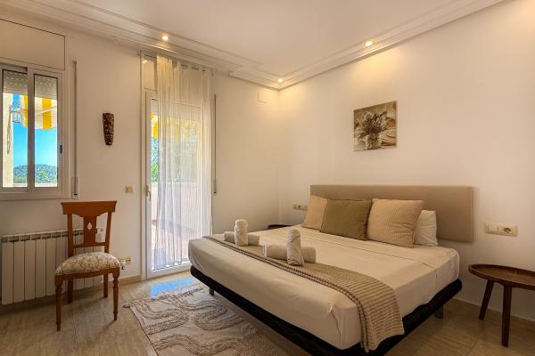 #85370 - Villa Claudia | Ferieudlejning | Hello Homes Sitges
