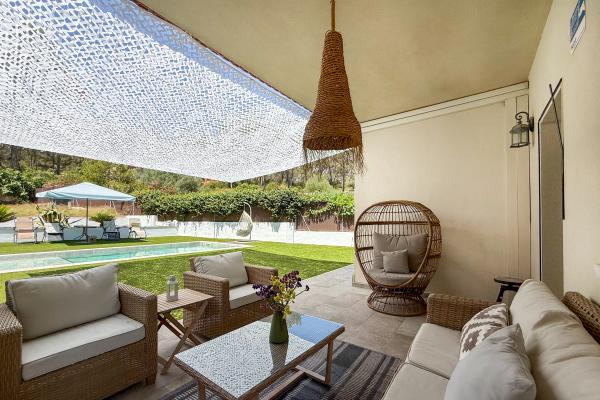 #85393 - Villa Claudia | Holiday Rentals | Hello Homes Sitges