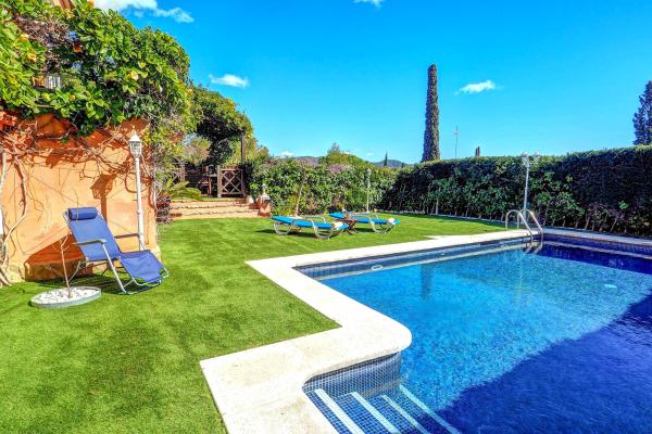 #8664 - Villa Tropicana | Lloguer Turístic | Hello Homes Sitges