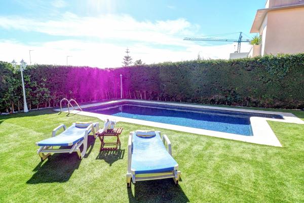 #8671 - Villa Tropicana | Lloguer Turístic | Hello Homes Sitges