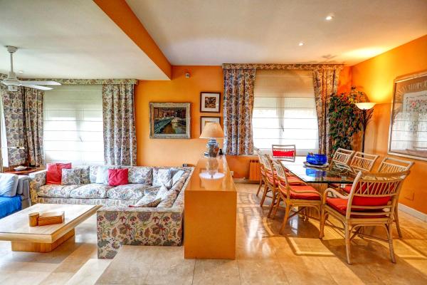 #8673 - Villa Tropicana | Lloguer Turístic | Hello Homes Sitges
