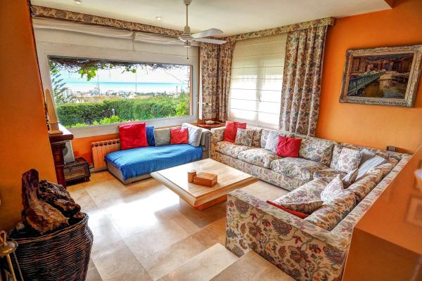 #8675 - Villa Tropicana | Lloguer Turístic | Hello Homes Sitges