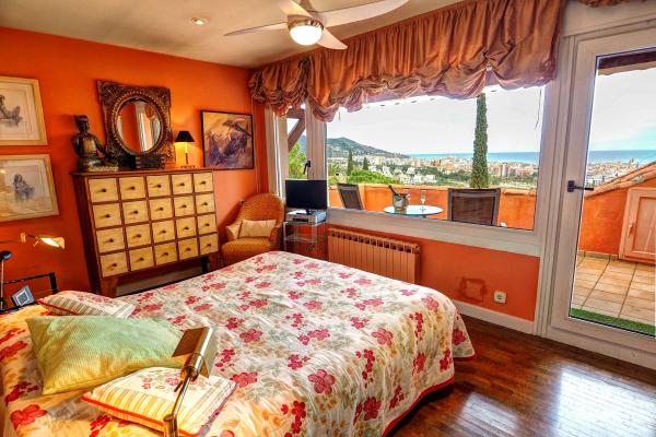 #8682 - Villa Tropicana | Lloguer Turístic | Hello Homes Sitges