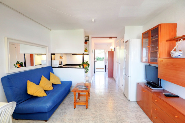 Modern, Well-Appointed Room
