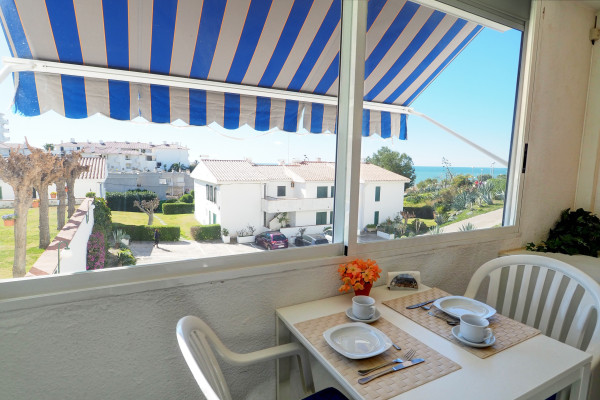 #8756 - The Moon Studio | Alquiler Vacacional | Hello Homes Sitges