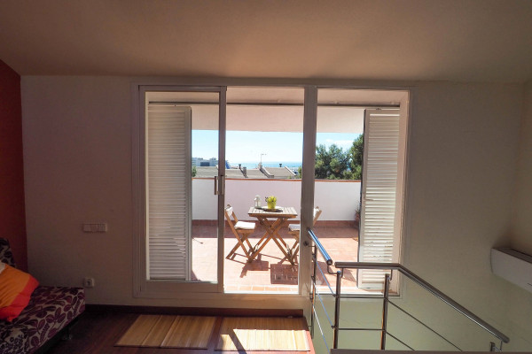#8835 - SUNNY TRIPLEX | Holiday Rentals | Hello Homes Sitges