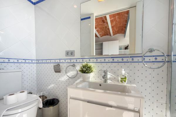 #92056 - Blue sea front | Aluguel de Temporada | Hello Homes Sitges