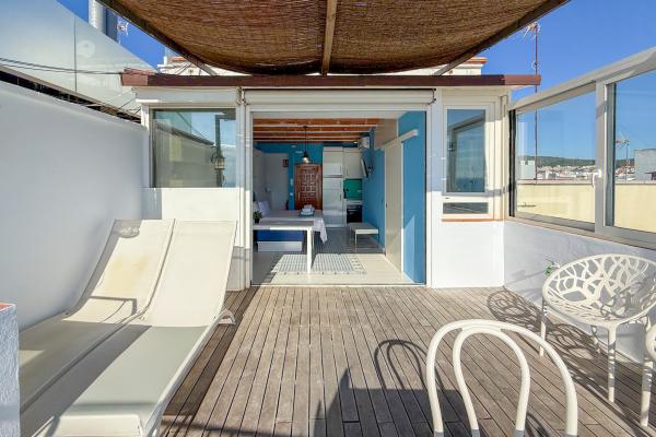 #92065 - Blue sea front | Aluguel de Temporada | Hello Homes Sitges