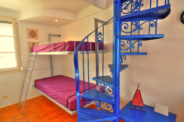  - Llagut Apartment