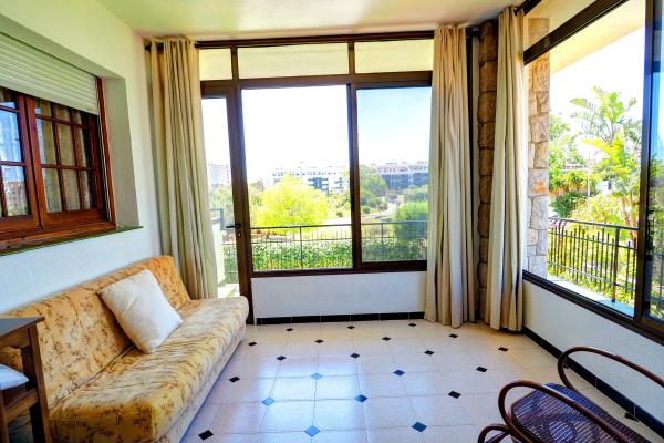 #9810 - Villa Bigamendi | Holiday Rentals | Hello Homes Sitges