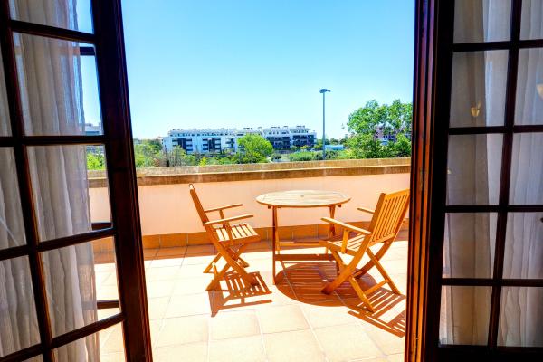 #9836 - Villa Bigamendi | Holiday Rentals | Hello Homes Sitges
