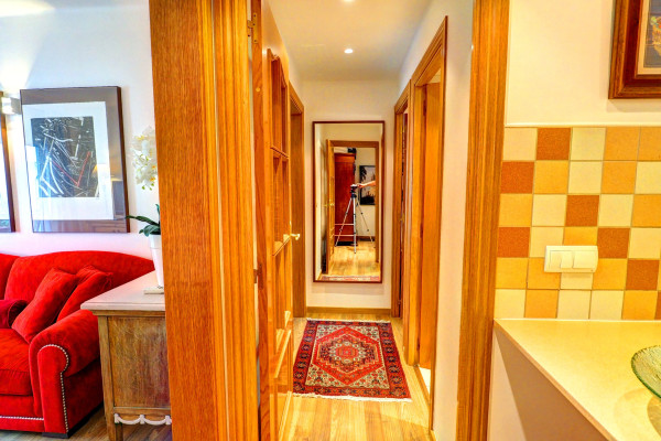  - Olivia Apartment