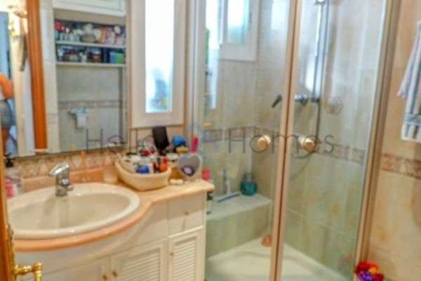 #Apartment - 1 Rooms 1 Bathrooms 70 m2 | Vallpineda, Sant Pere de Ribes bathroom