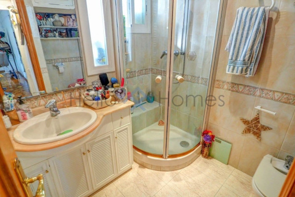 #Apartment - 1 Rooms 1 Bathrooms 70 m2 | Vallpineda, Sant Pere de Ribes bathroom