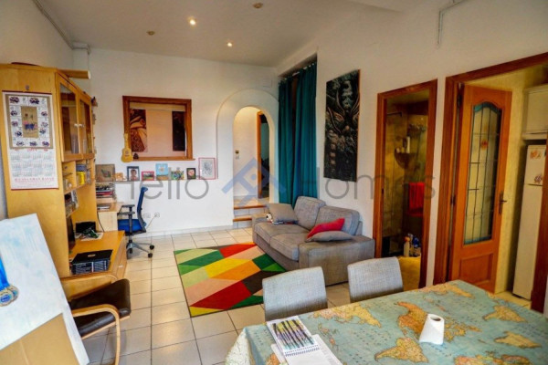 #Houses & Villas - 6 Rooms 3 Bathrooms 218 m2 | Levantina, Sitges Salón