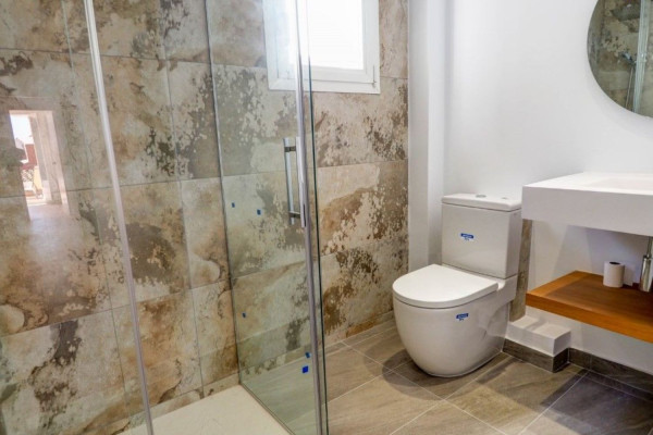 #Houses & Villas - 5 Rooms 3 Bathrooms 187 m2 | Sitges Centre, Sitges bathroom