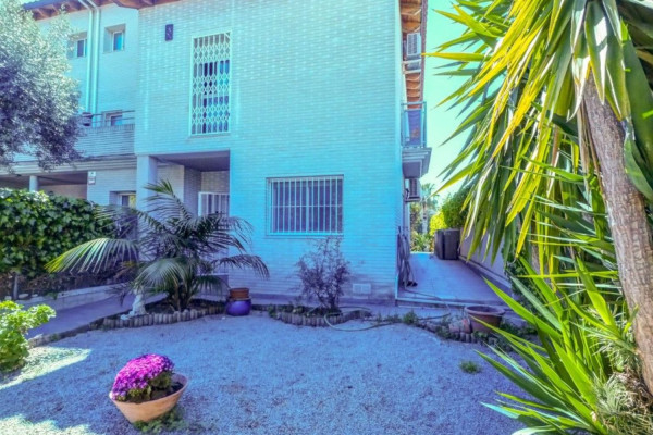 #details - Casas & Villas - 4 Habitaciones 3 Baños 116 m2 | Levantina, Sitges 