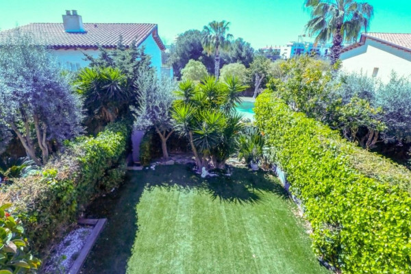 #20276 - House - Levantina, Sitges | Houses for Sale | Hello Homes Sitges