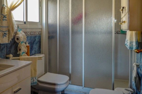 #Houses & Villas - 4 Rooms 3 Bathrooms 116 m2 | Levantina, Sitges bathroom