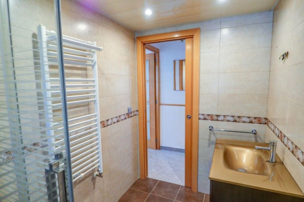 #Appartement - 3 Chambres 1 Salle de bain 75 m2 | Els Molins, Sitges bathroom