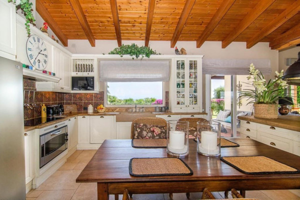 #20925 - Hus - Montgavina, Sitges 
