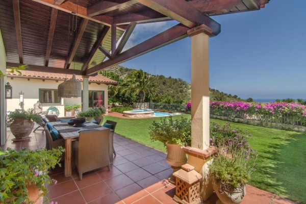 #Houses & Villas - 5 Rooms 4 Bathrooms 472 m2 | Montgavina, Sitges terrace