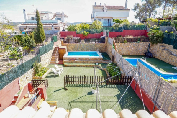 #Maisons & Villas - 4 Chambres 2 Salle de bain 190 m2 | Sant Pere de Ribes, Sant Pere de Ribes unknown