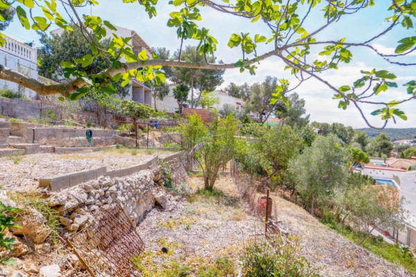#Houses & Villas - 5 Rooms 3 Bathrooms 216 m2 | Cubelles, Cubelles garden