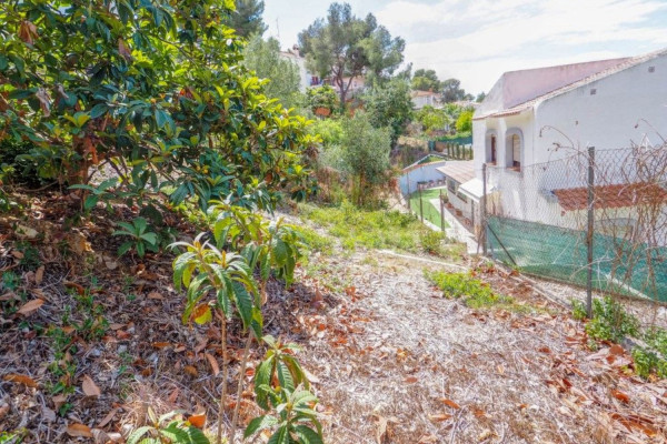 #Houses & Villas - 5 Rooms 3 Bathrooms 216 m2 | Cubelles, Cubelles garden