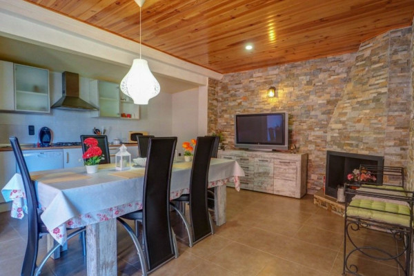 #Houses & Villas - 4 Rooms 2 Bathrooms 190 m2 | Sant Pere de Ribes, Sant Pere de Ribes living