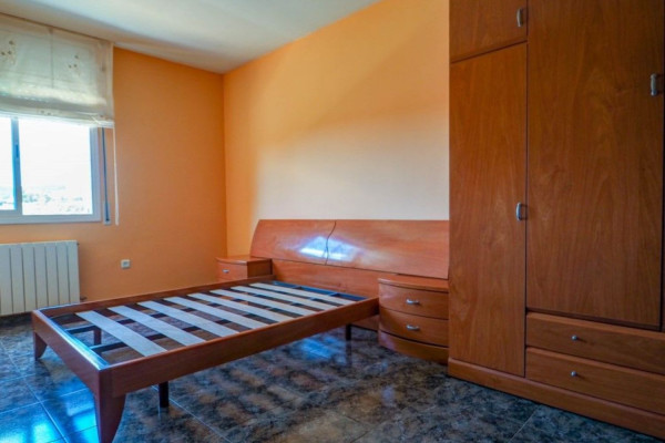 #Houses & Villas - 5 Rooms 3 Bathrooms 216 m2 | Cubelles, Cubelles bedroom
