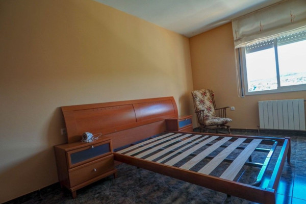 #Houses & Villas - 5 Rooms 3 Bathrooms 216 m2 | Cubelles, Cubelles bedroom