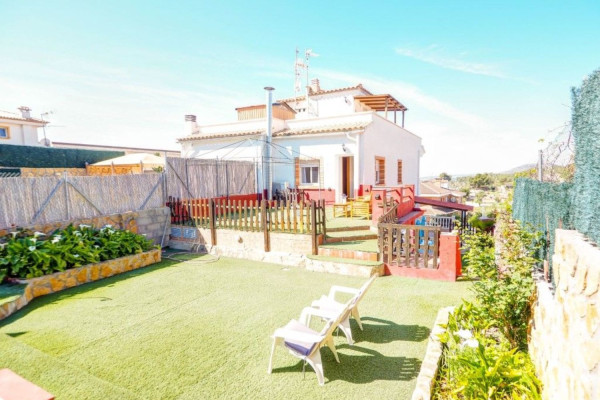 #Casas & Villas - 4 Habitaciones 2 Baños 190 m2 | Sant Pere de Ribes, Sant Pere de Ribes unknown