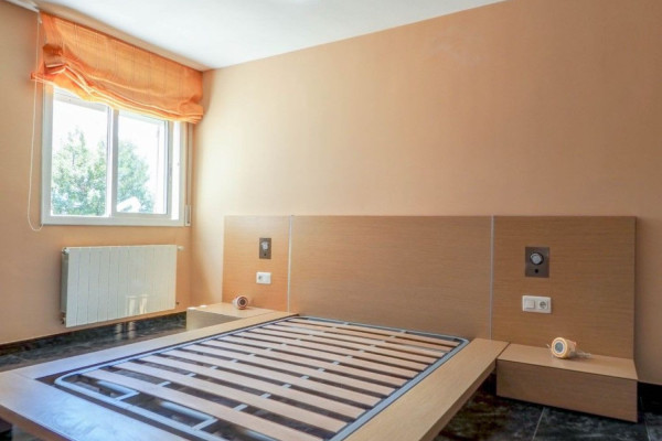 #Houses & Villas - 5 Rooms 3 Bathrooms 216 m2 | Cubelles, Cubelles bedroom
