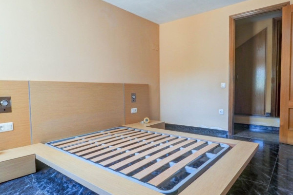 #Houses & Villas - 5 Rooms 3 Bathrooms 216 m2 | Cubelles, Cubelles bedroom