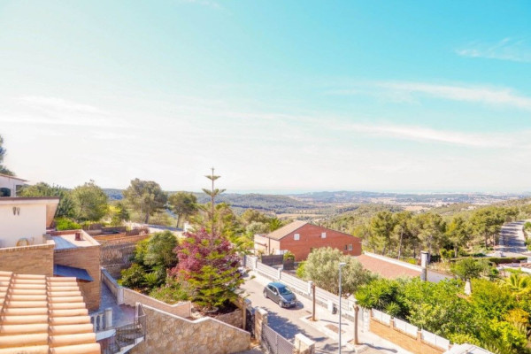 #Houses & Villas - 4 Rooms 2 Bathrooms 190 m2 | Sant Pere de Ribes, Sant Pere de Ribes unknown