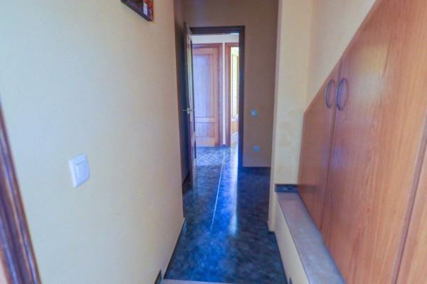 #Houses & Villas - 5 Rooms 3 Bathrooms 216 m2 | Cubelles, Cubelles corridor