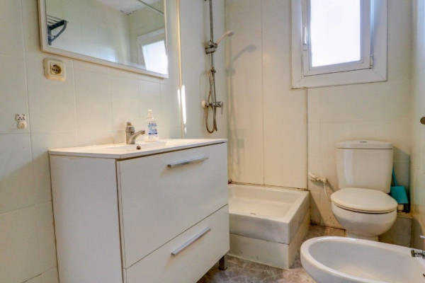#Apartamento - 1 Habitaciones 1 Baños 55 m2 | Els Cards, Els Cards bathroom