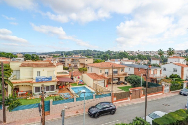 #Maisons & Villas - 5 Chambres 2 Salle de bain 255 m2 | Vallpineda-Rocamar, Sant Pere de Ribes views