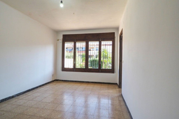 #Houses & Villas - 4 Rooms 2 Bathrooms 155 m2 | Centro Pueblo, Sant Pere de Ribes room