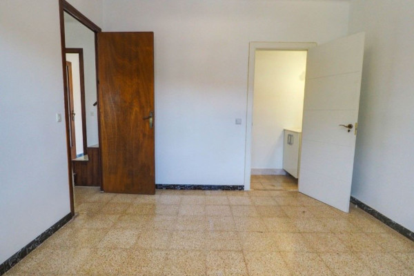 #Houses & Villas - 4 Rooms 2 Bathrooms 110 m2 | Centro Pueblo, Sant Pere de Ribes room