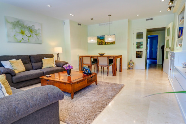 #Apartamento - 3 Habitaciones 2 Baños 107 m2 | Terramar, Sitges 