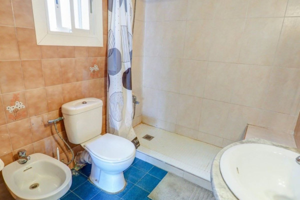 #Appartement - 3 Chambres 2 Salle de bain 85 m2 | Poble Sec, Sitges bathroom