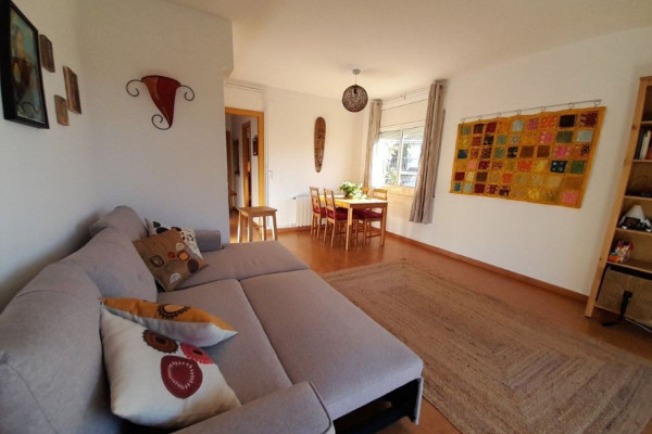 #Appartement - 3 Chambres 1 Salle de bain 75 m2 | Levantina-Montgavina-Quintmar, Sitges living