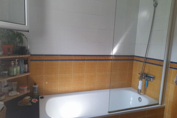 #Appartement - 3 Chambres 1 Salle de bain 75 m2 | Levantina-Montgavina-Quintmar, Sitges bathroom