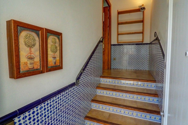#Houses & Villas - 3 Rooms 3 Bathrooms 199 m2 | Center, Sant Pere de Ribes details
