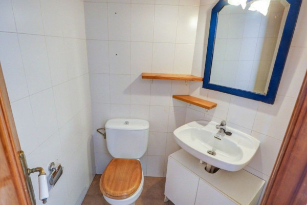 #Houses & Villas - 3 Rooms 3 Bathrooms 199 m2 | Center, Sant Pere de Ribes bathroom