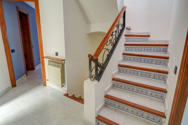 #details - Casas & Villas - 3 Habitaciones 3 Baños 199 m2 | Center, Sant Pere de Ribes 