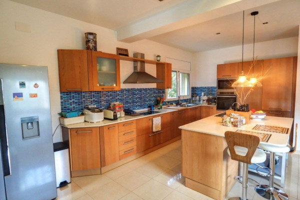 #23439 - House - Olivella, Olivella | Houses for Sale | Hello Homes Sitges